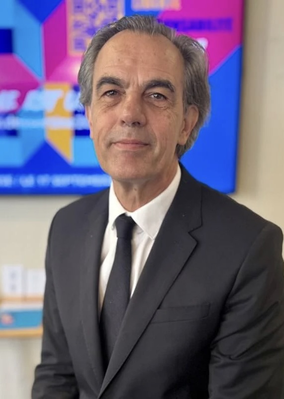 Municipales 2026 à Bordeaux : L’économiste Philippe Dessertine officialise sa candidature dans la course à la mairie
