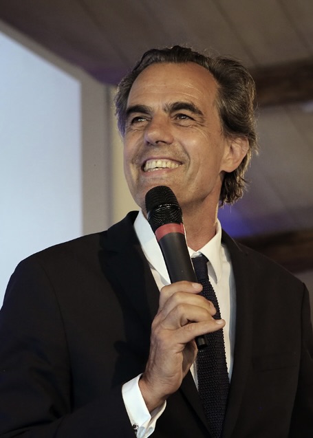 Municipales à Bordeaux 2026 : l’économiste Philippe Dessertine se lance dans la course